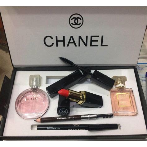 how is Chanel made